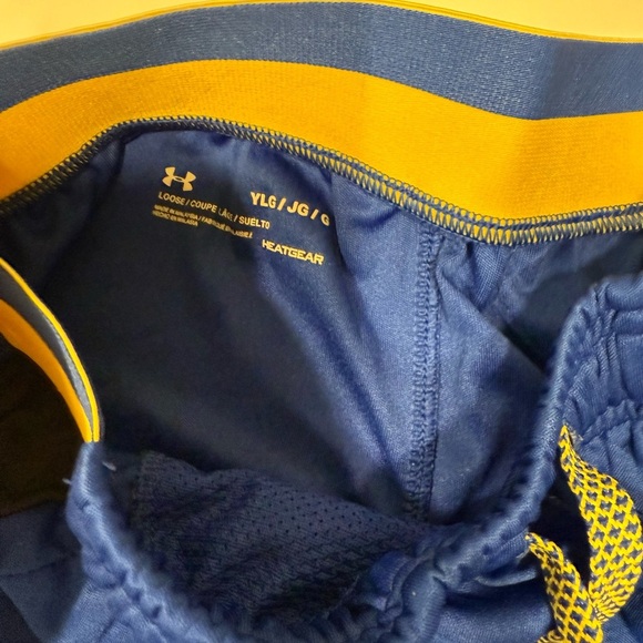 UNDER ARMOUR Youth Large Basketball Shorts - Picture 3 of 4